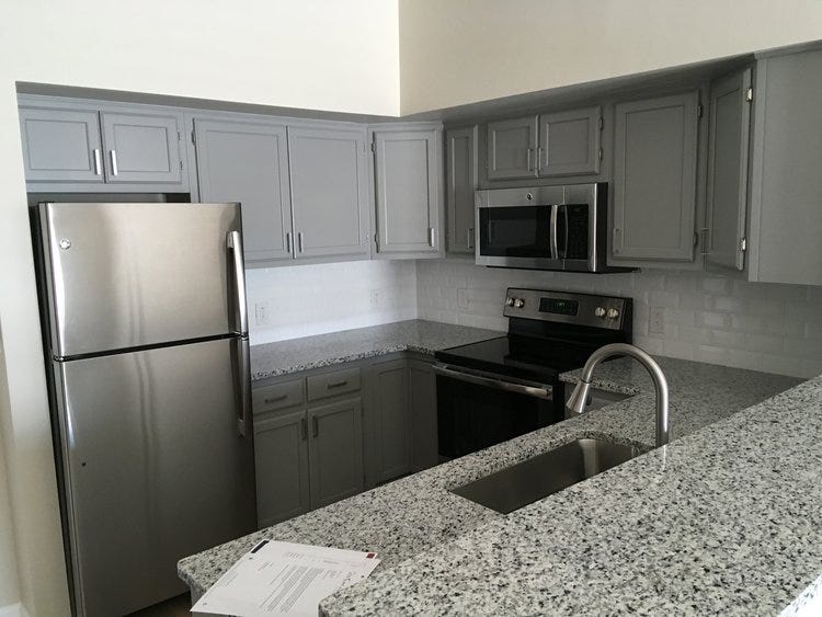 New Kitchen @ 200 East Avenue