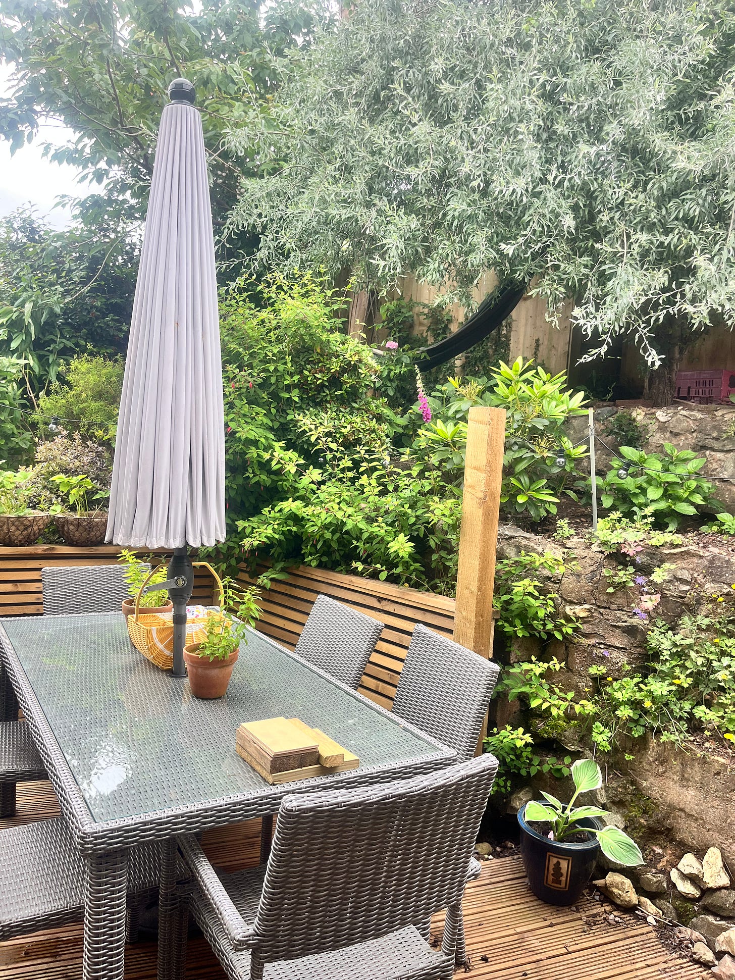 rockery and outdoor seating area 