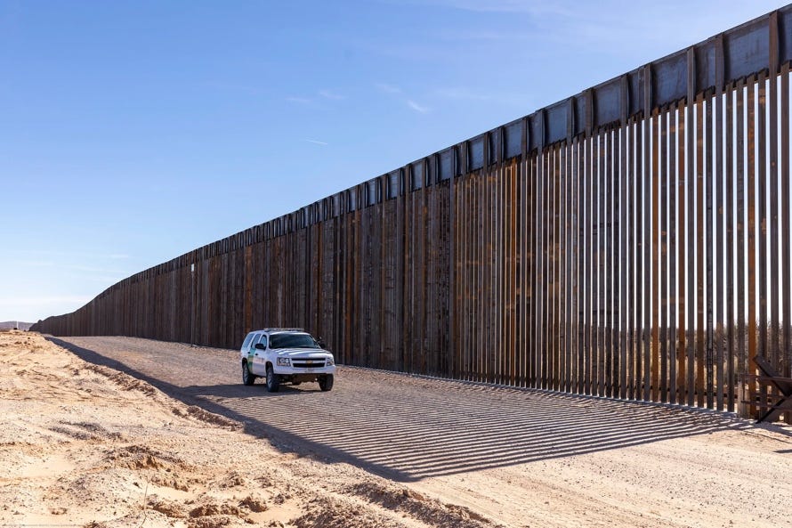 Texas constructs fencing along New Mexico border