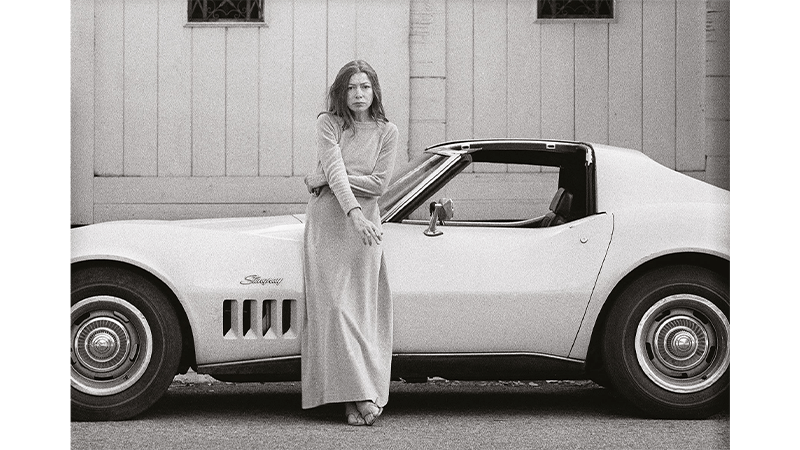 Coca-Cola For Breakfast & Manuscripts In The Freezer: The Enduring Appeal  Of Joan Didion | Service95