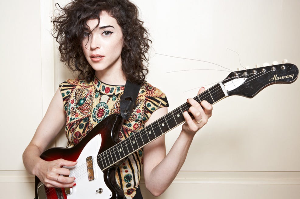 St. Vincent toca as inéditas “Hang On Me” e “Pills” ao vivo - Minuto Indie
