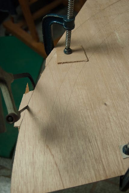 Jigsaw curve wood cut
