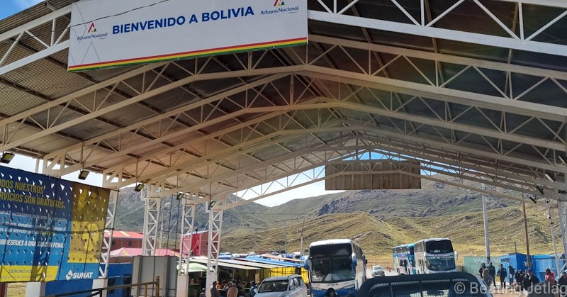 A picture of the border Peru-Bolivia