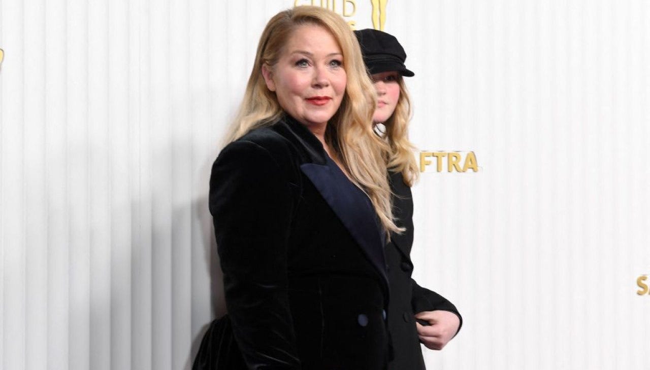 Christina Applegate MS Health Update: Symptoms To Watch For | First For  Women