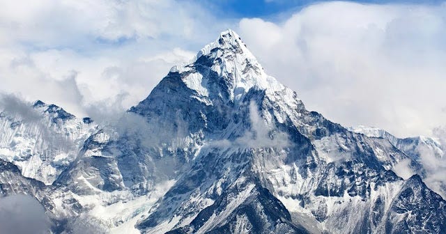 Monte Everest, Ásia