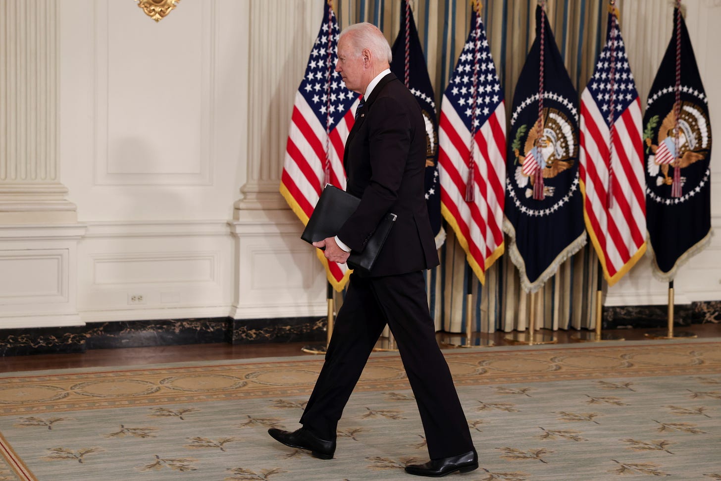 Biden cancels Friday night trip to Delaware amid Democratic bickering |  Reuters