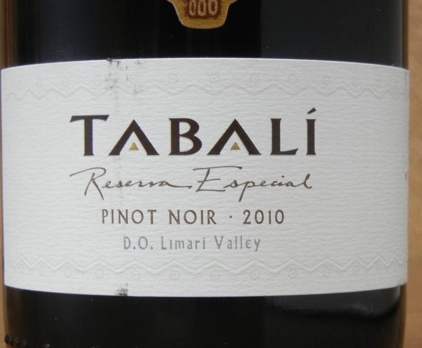 Tabali Pinot Noir 2010 Label - BC Pinot Noir Tasting Review 10