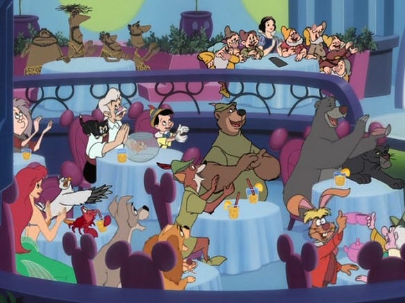 Uma pancada de personagem Disney no House of Mouse. Ariel, Sebastião, Sabichão, Dama, Vagabundo, Branca de Neve e os Sete Anões, Pinóquio, Gepeto, Figaro, Cleo, Madame Min, Baloo, Baguera, Robin Hood, João Pequeno, Lebre Maluca, Chapeleiro, e os homens das cavernas