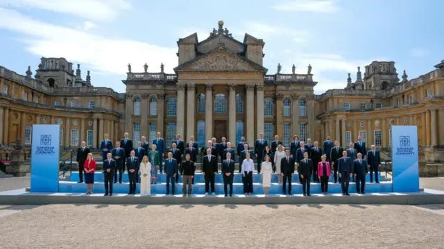 Family photo from the EPC summit outside Blenheim Palace