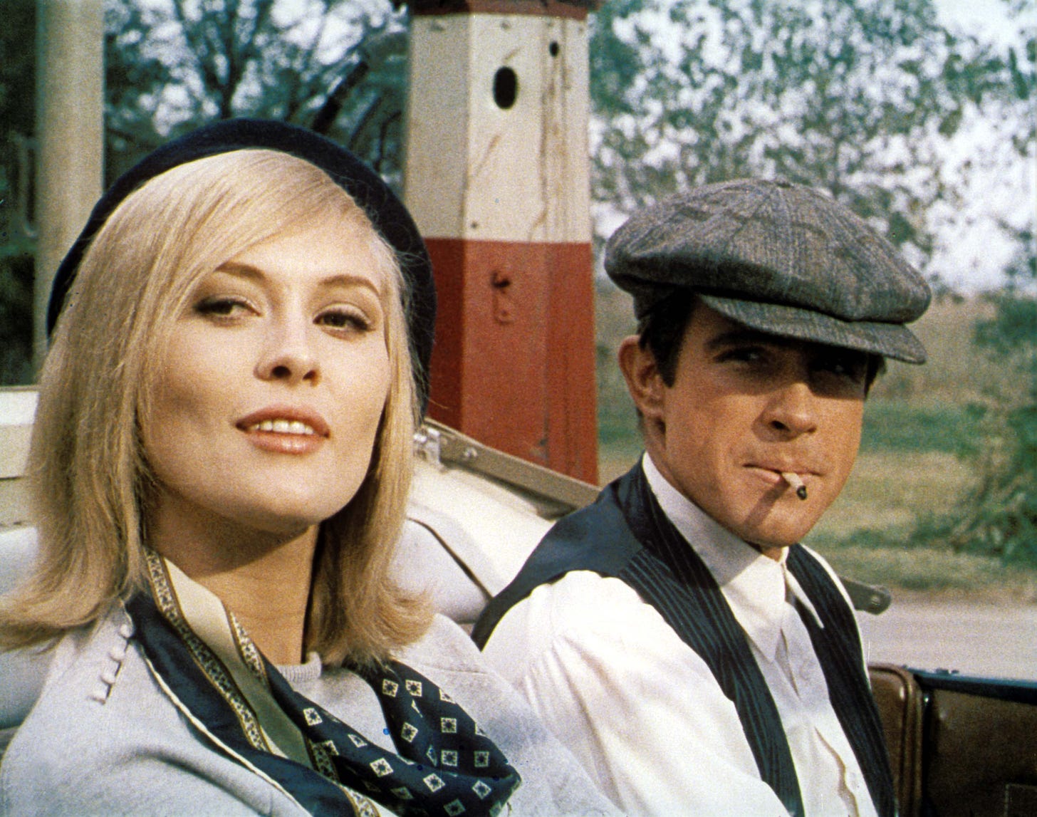 Bonnie and Clyde (1967) - IMDb