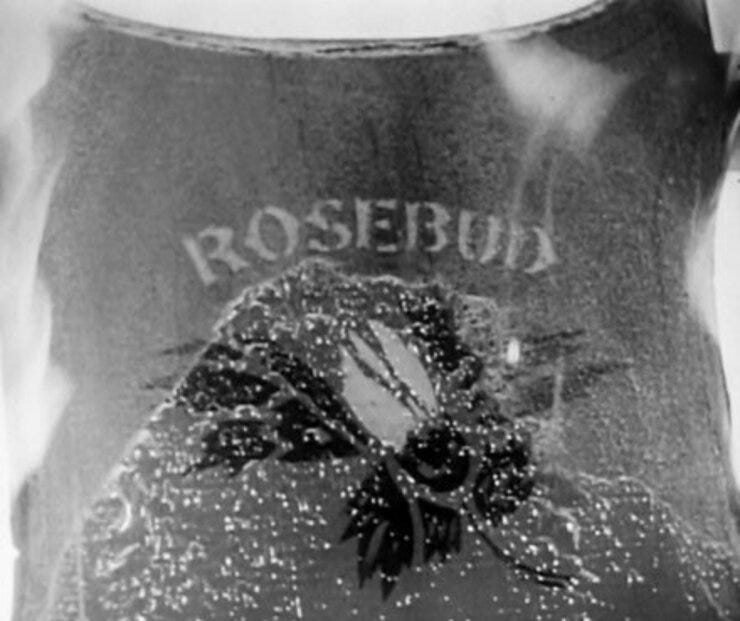 Fotograma final de Citizen Kane, Rosebud entre lapas (1941) 