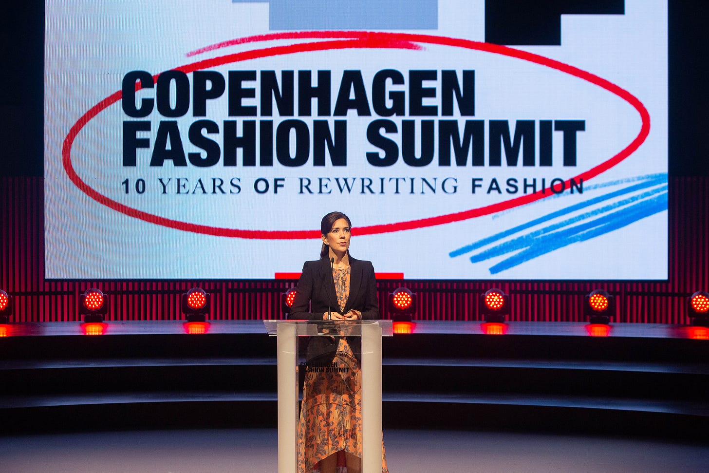 crown princess mary gives speech at fashion summit in copenhagen