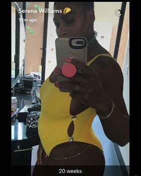 serena williams showing pregnancy