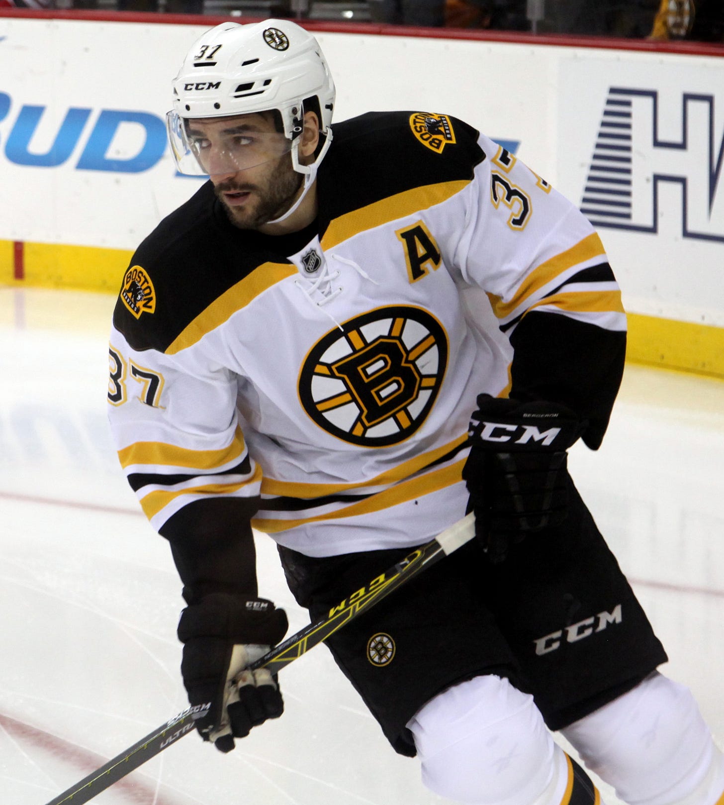 File:Patrice Bergeron - Boston Bruins 2016 File:Patrice Bergeron - Boston Bruins 2016