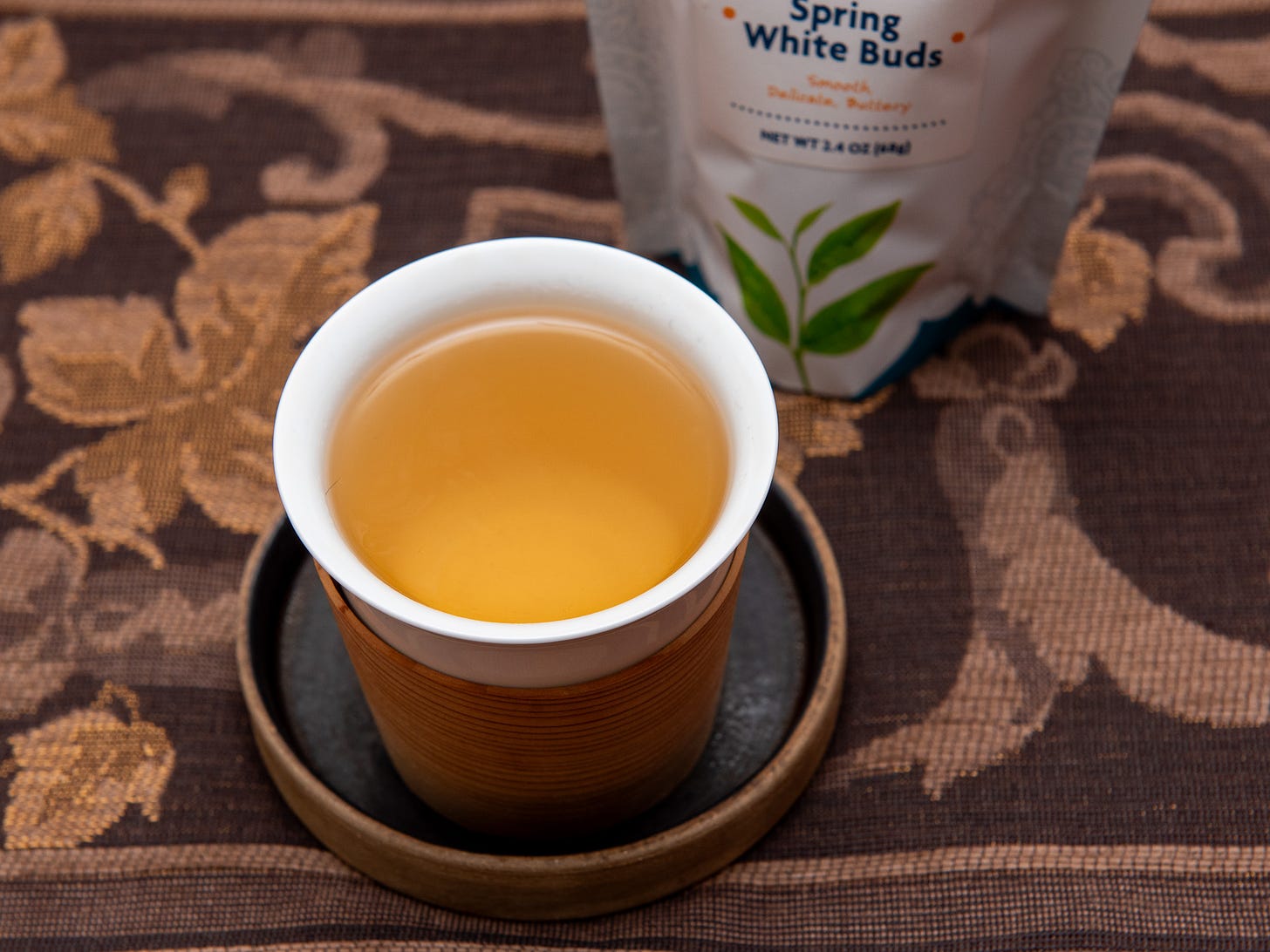 ID: Brewed spring white buds white tea