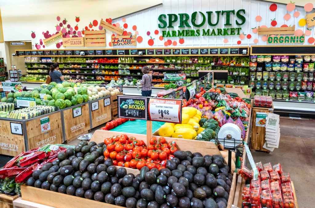 Sprouts Farmers Market debuts new look, part of 20-store expansion – Orange  County Register