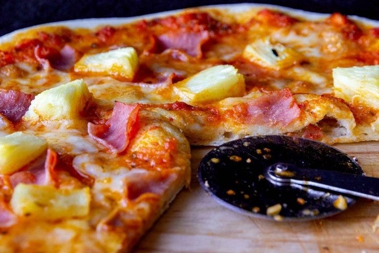 Pizza hawaiana CON PIÑA -IÑA -IÑA