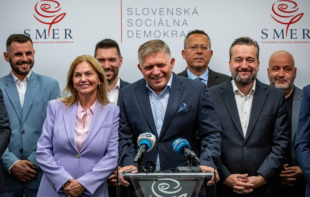 The head of the Direction - Social Democracy Party Robert Fico (center) EPA-EFE/ MARTIN DIVISEK