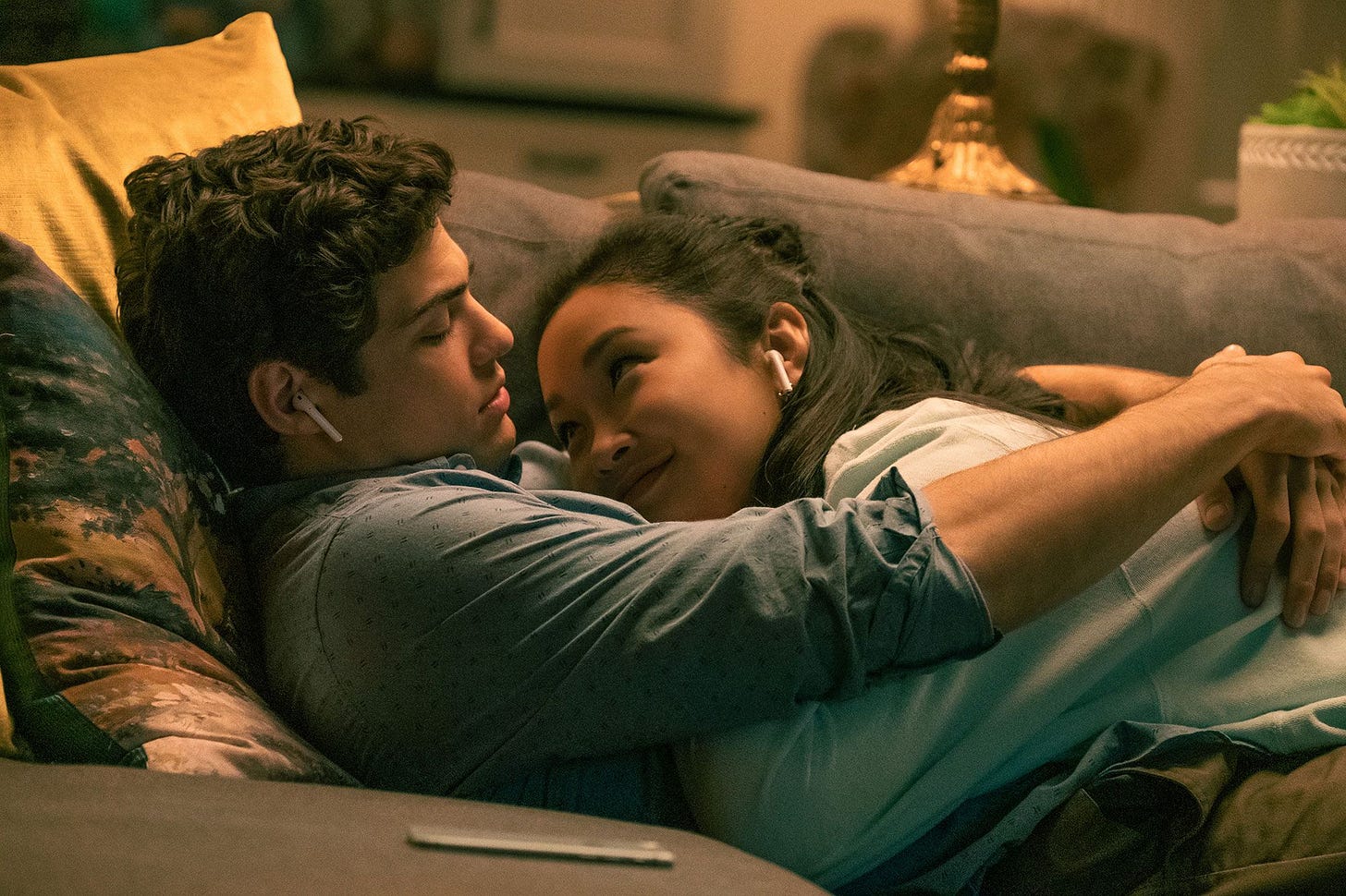Lana Condor Says Lara Jean and Peter Kavinsky Won't Stay Together Through  College