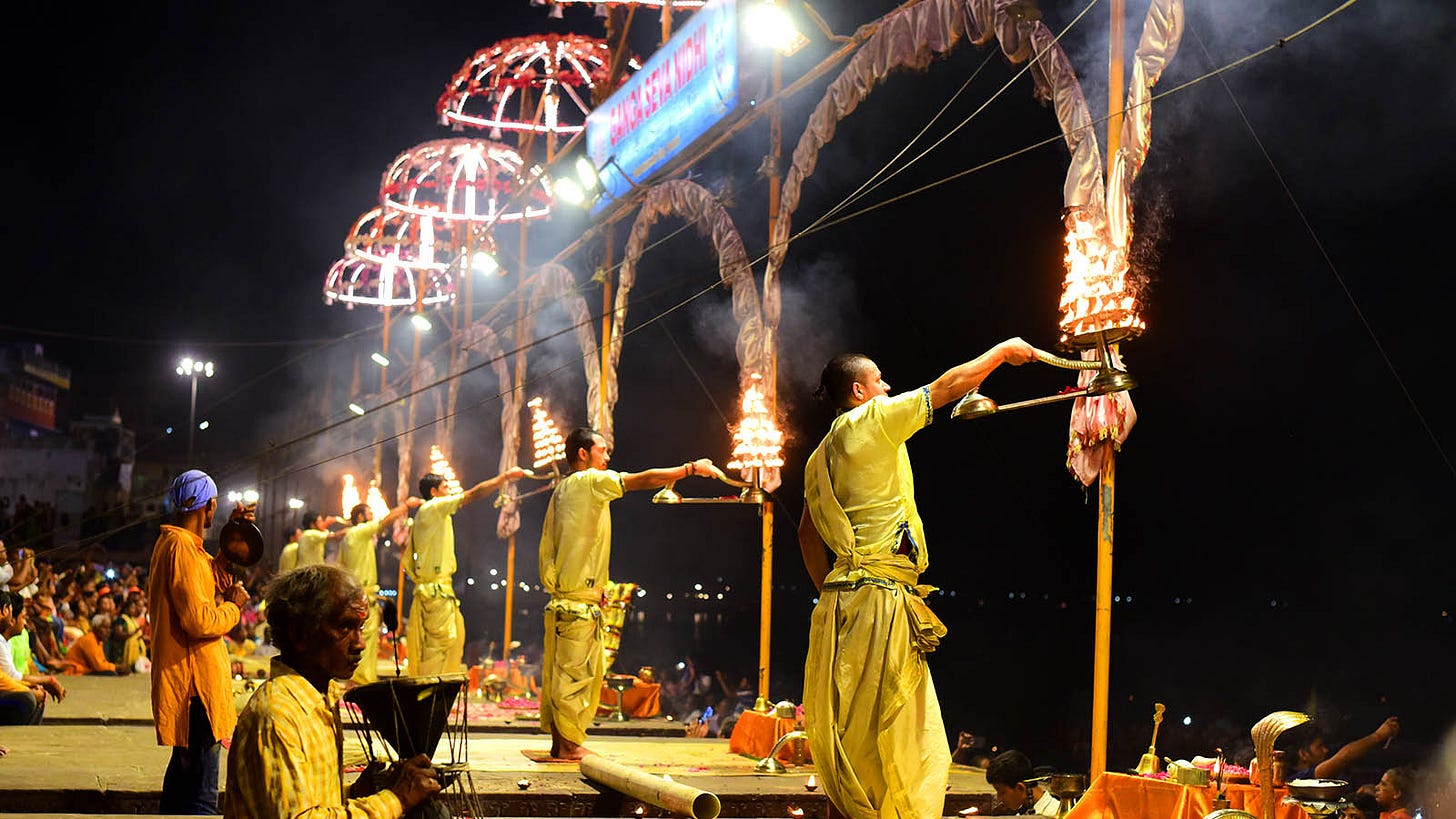 Ganga Aarti at Dashashwamedh Ghat – Varanasi Videos