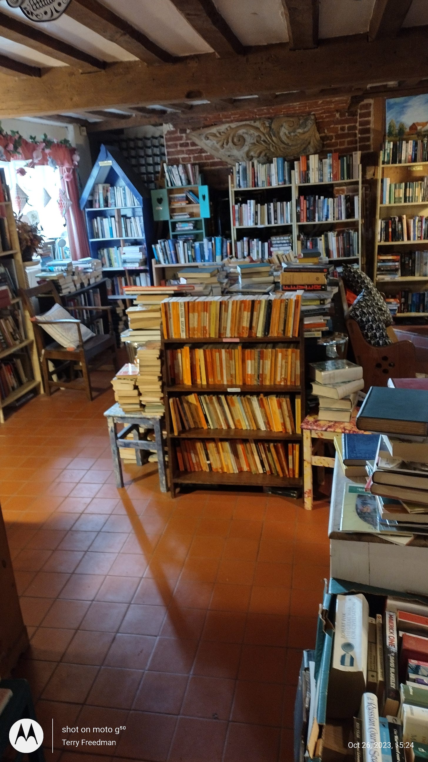 Barnabees Books, photo by Terry Freedman