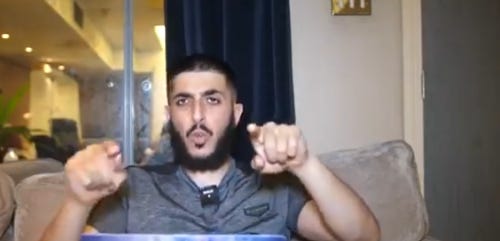 Dawah kertoo olevansa ylpeä siitä, jos islaminuskon jättäneitä entisiä muslimeja tapetaan muslimien toimesta. Hän kuvittelee “juutalaisten mädättävän muslimien aivot, jotta jättävät islaminuskon”. Video ei aikoinaan rikkonut YouTuben yhteisösääntöjä - jostain syystä.