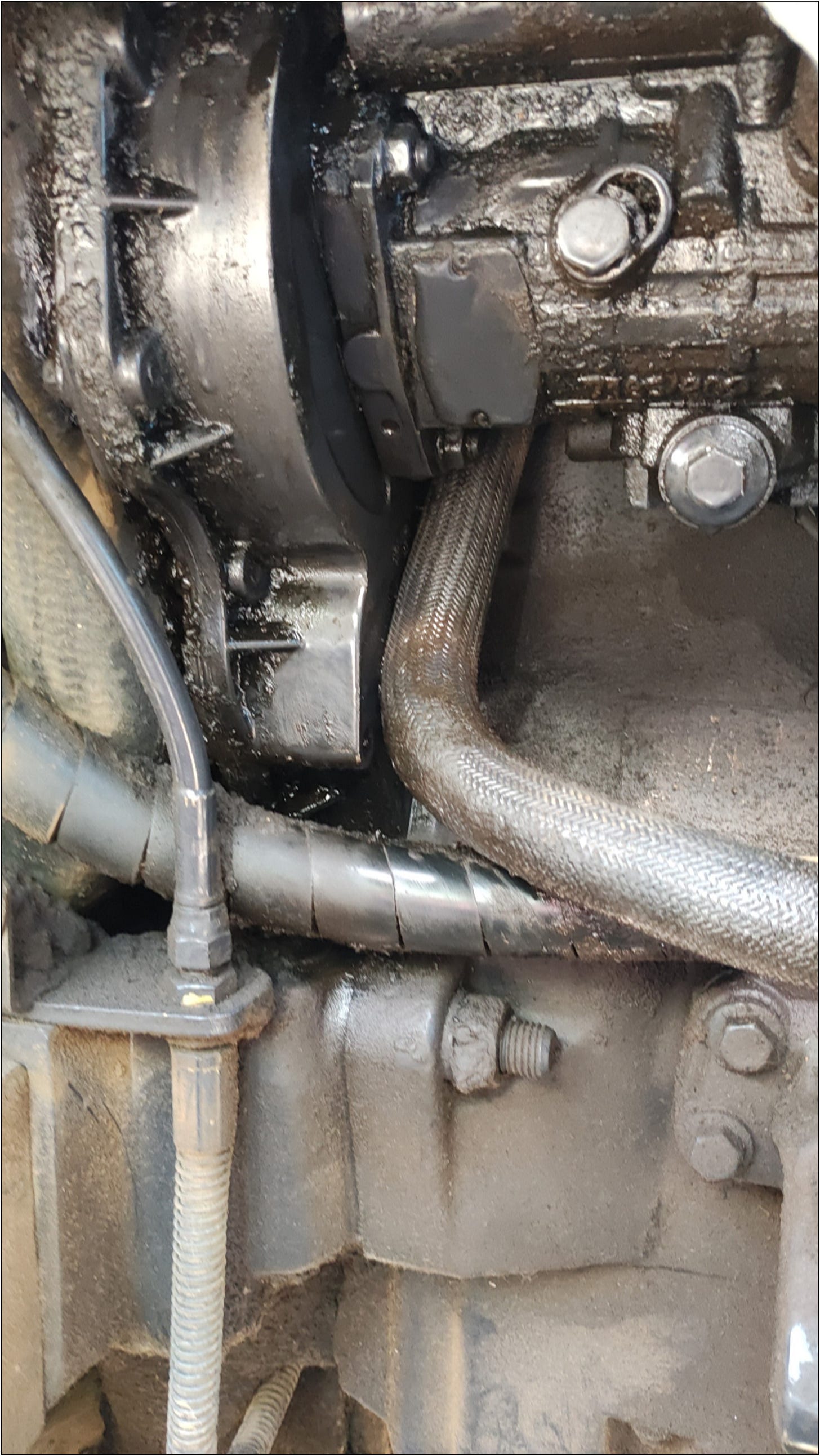 Click the image to see a leaking injection pump.