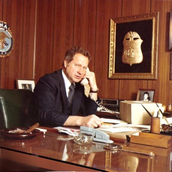 Ted Gunderson - Wikipedia Ted Gunderson - Wikipedia