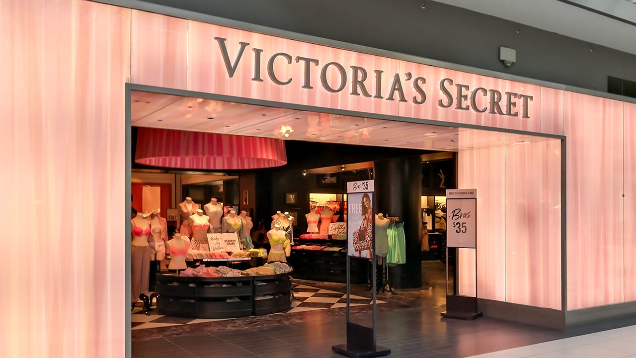 Victoria's Secret sold to private equity firm Sycamore Partners for $525B;  L Brand CEO, chairman Leslie Wexner steps down amid Jeffrey Epstein scandal  - ABC7 Chicago