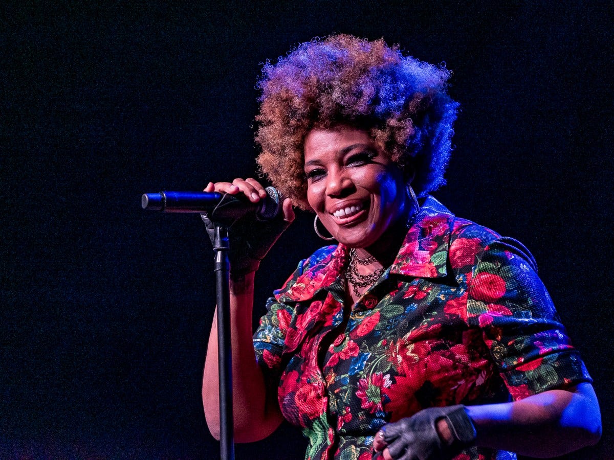 Concert Photos: Macy Gray cool as ever at the Greenwich Odeum