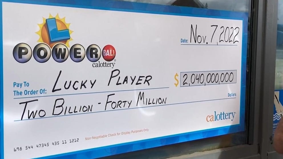 Video Winning lottery ticket for $2 billion jackpot sold in California -  ABC News