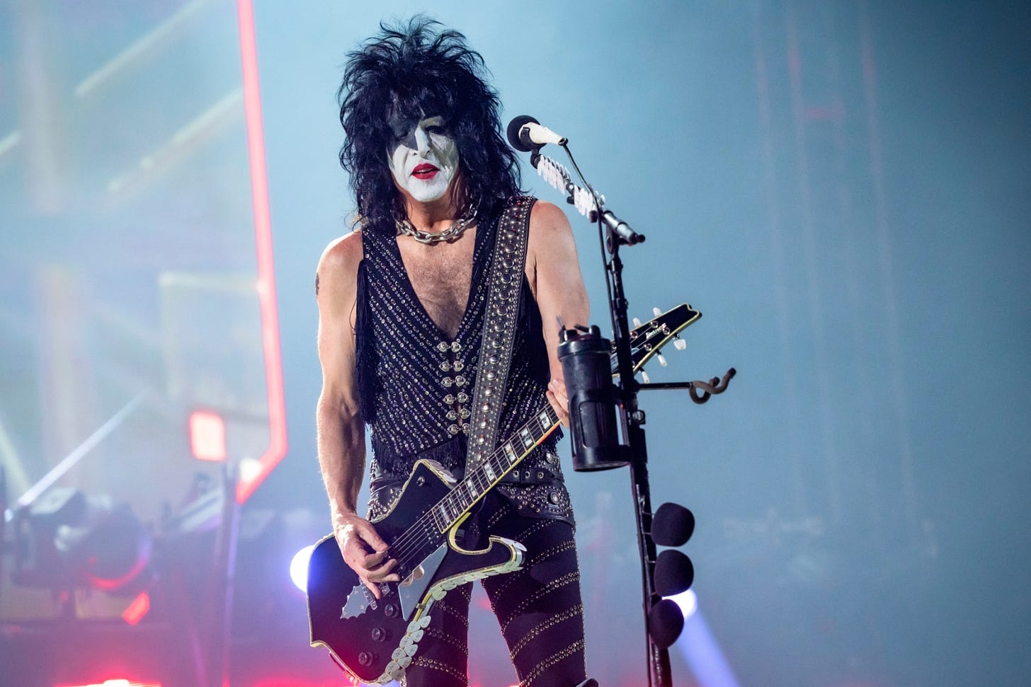 KISS’ Paul Stanley Blasts Parents Who Support Kids’ Gender Identities