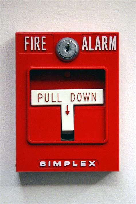 51 HQ Images Free Fire Alarms Hull - Vector Fire Alarm Signeps10 Stock ...