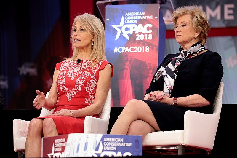 File:Kellyanne Conway & Linda McMahon (40528531411).jpg