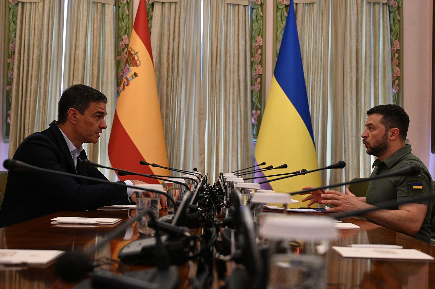 La Moncloa. 01/07/2023. Pedro Sánchez begins Spain's Presidency of the EU  Council in Kyiv [President/News]