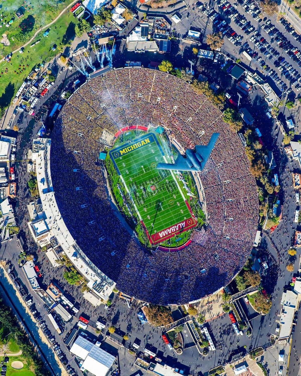 Stealth bomber Rose Bowl flyover captured by Michigan photographer