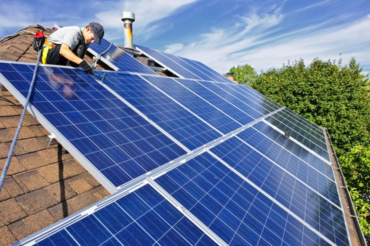 7 Things to Know Before Installing Solar Panels on Your Roof - Bloomberg