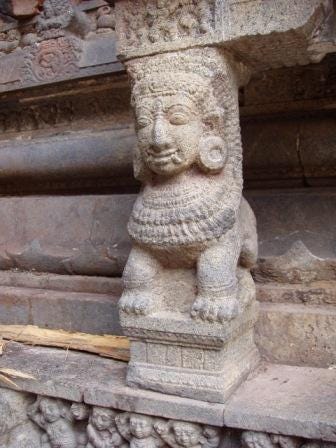 The Purusha Mukha at the entrance of the temple.