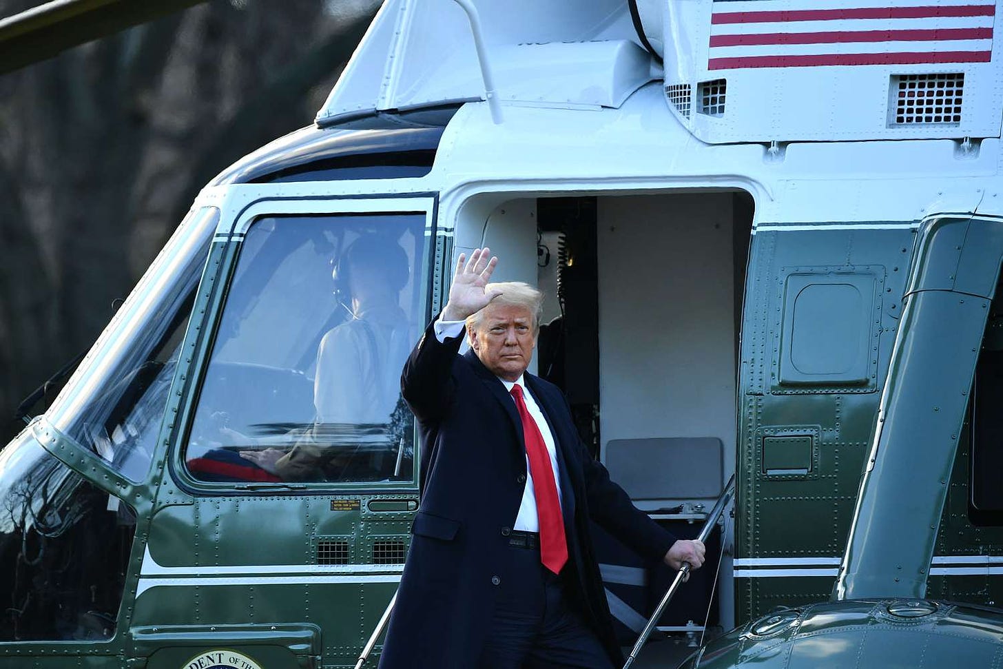 Donald Trump: Photos of President Donald Trump Leaving the White House ...