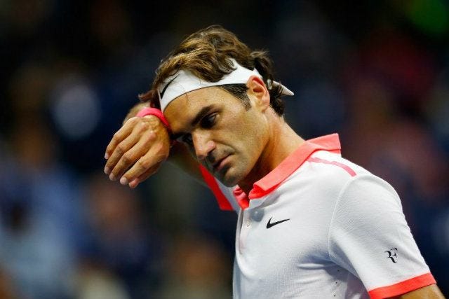 back injury forces roger federer to withdraw from 2016 madrid masters tennis images