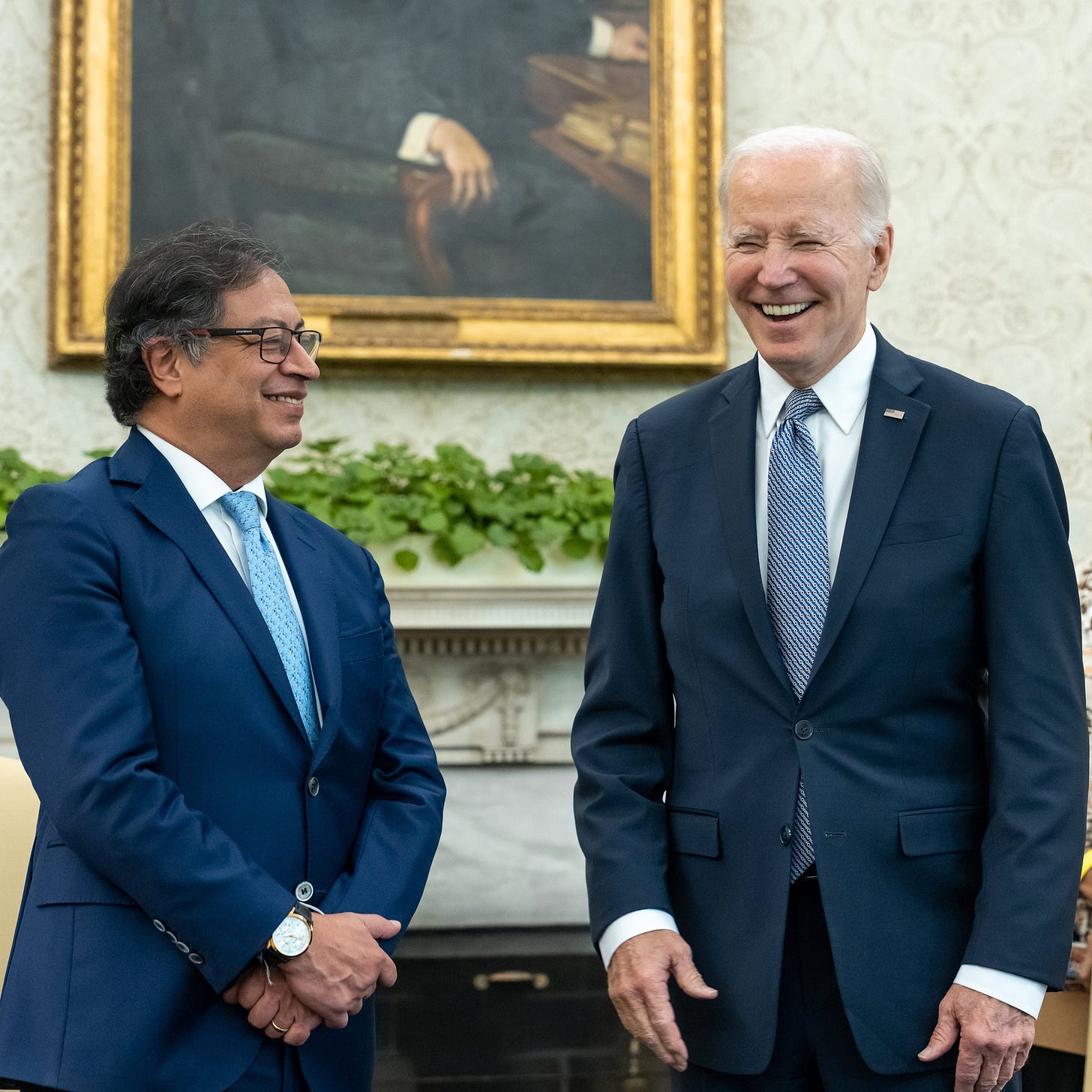 President Biden stands with President Petro Gustavo.