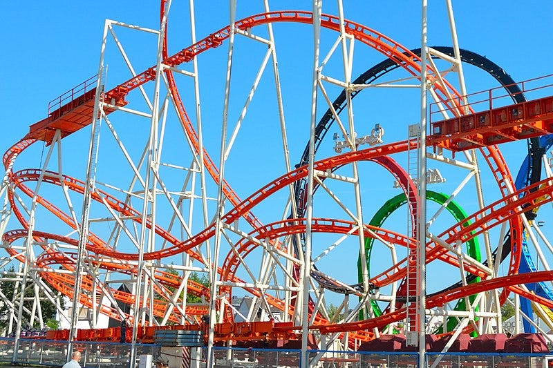 File:Olympia Looping - steel roller coaster.jpg