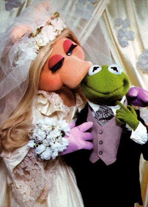 Are Kermit the Frog and Miss Piggy married? | Muppet Wiki | Fandom