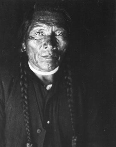 Henry Looking Glass - Nez Perce - 1913 | Native american peoples, Native  north americans, Indigenous americans