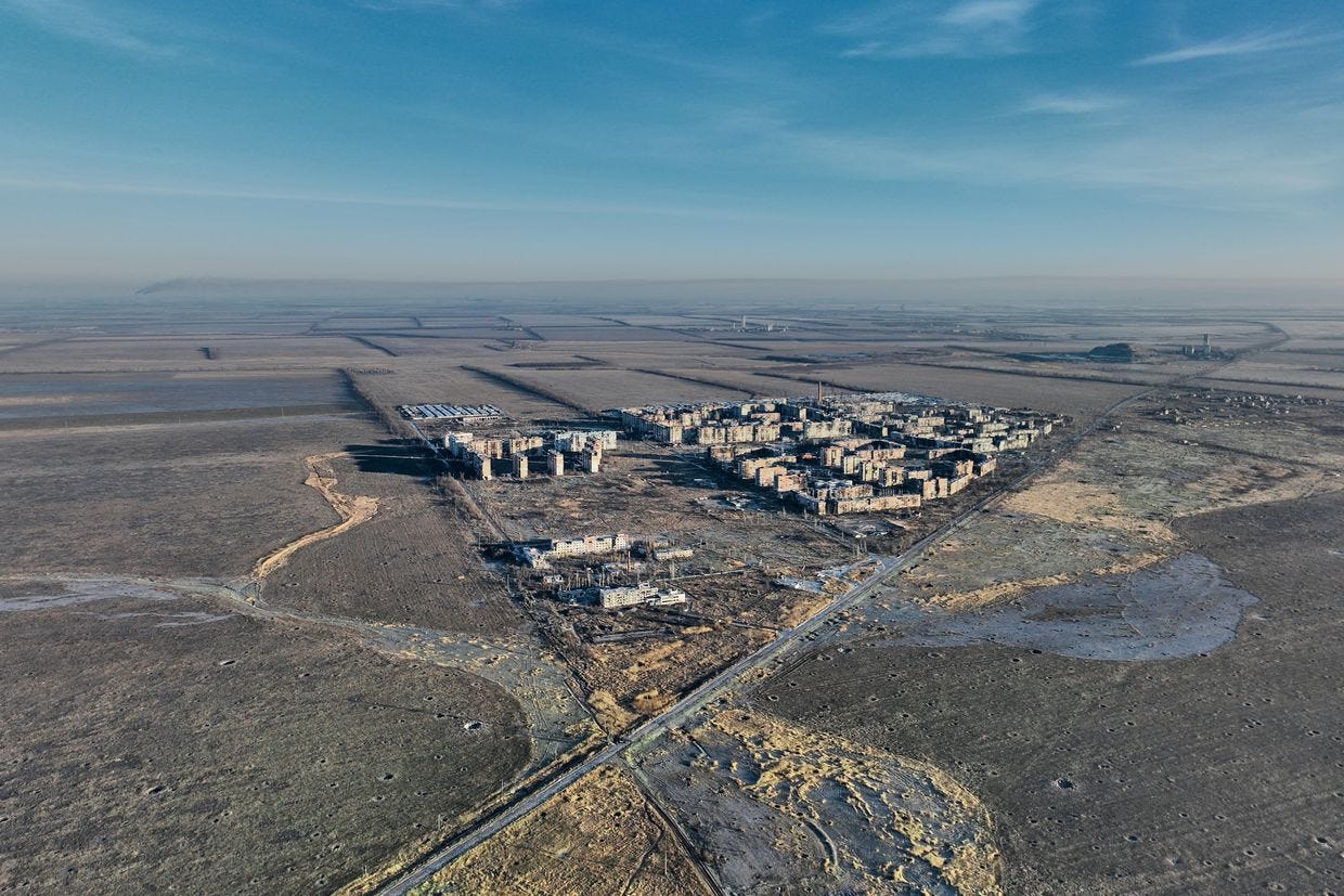 Vista aérea da pequena cidade de Vuhledar, em Vuhledar, Ucrânia, em 14 de dezembro de 2023.