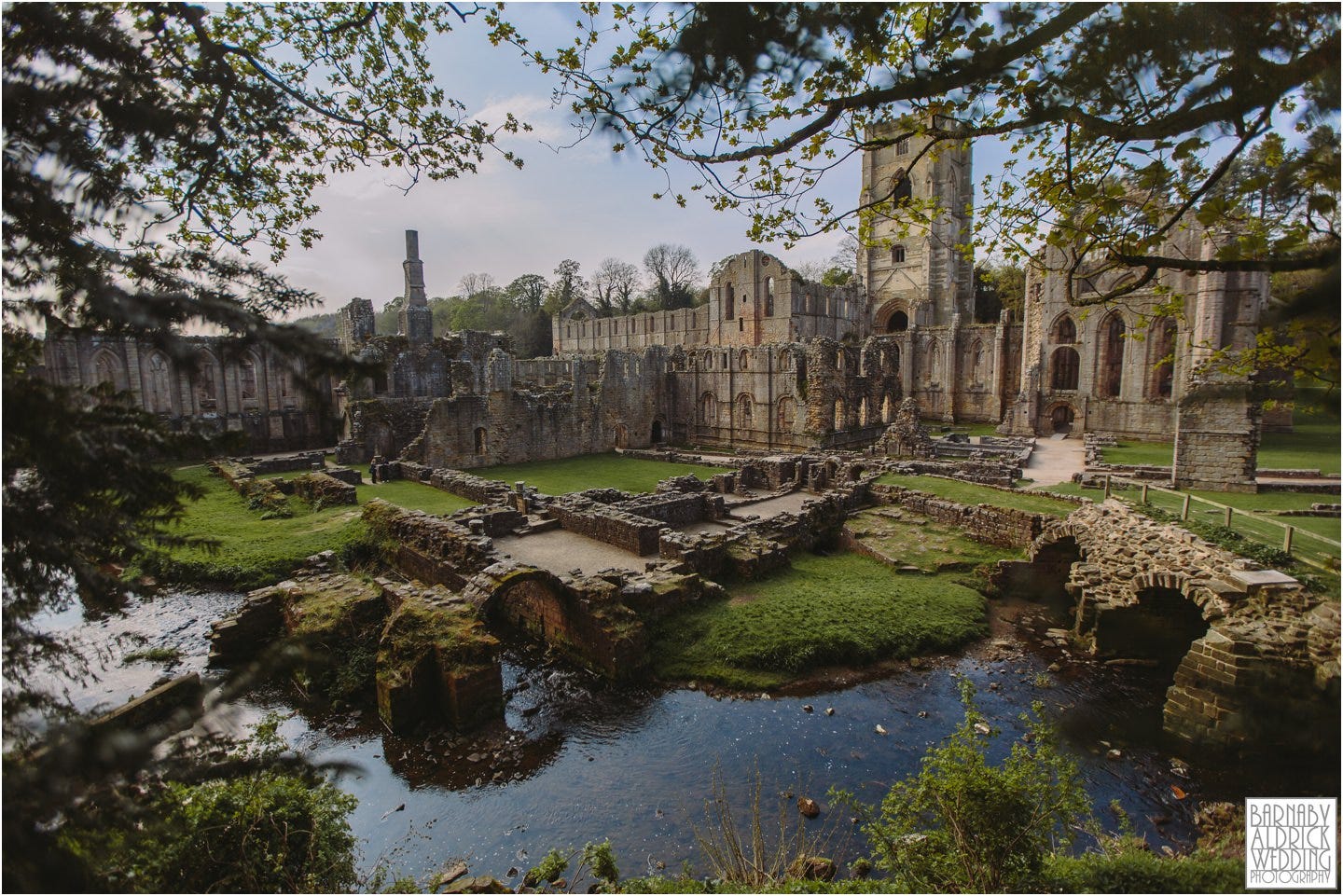 Fountains Abbey in Ripon Wedding Photos - Yorkshire Wedding Photographer  Barnaby Aldrick | Leeds, York, Harrogate & beyond