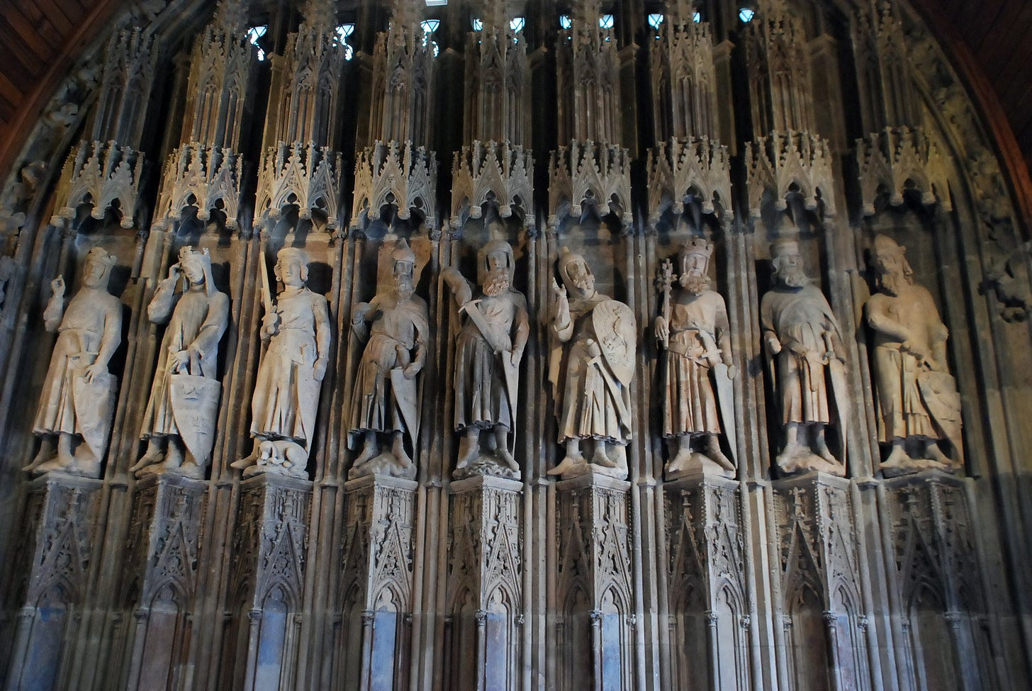 Regnum_Neapolitanum on X: "The statues of the Nine Worthies, in the  Hanseatic Hall of Cologne Town Hall. 14th century. https://t.co/Cx77xC0BSs"  / X