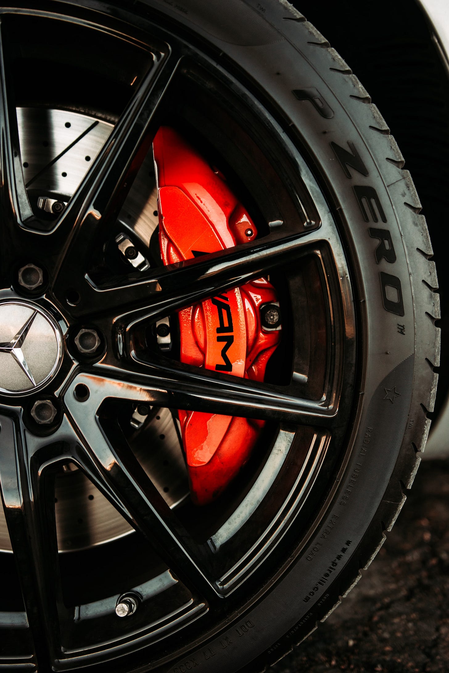 A Zero tire on a Mercedes AMG. Run-flat tires bolster safety by reducing the risk of blowouts. A Zero tire on a Mercedes AMG. Run-flat tires bolster safety by reducing the risk of blowouts.