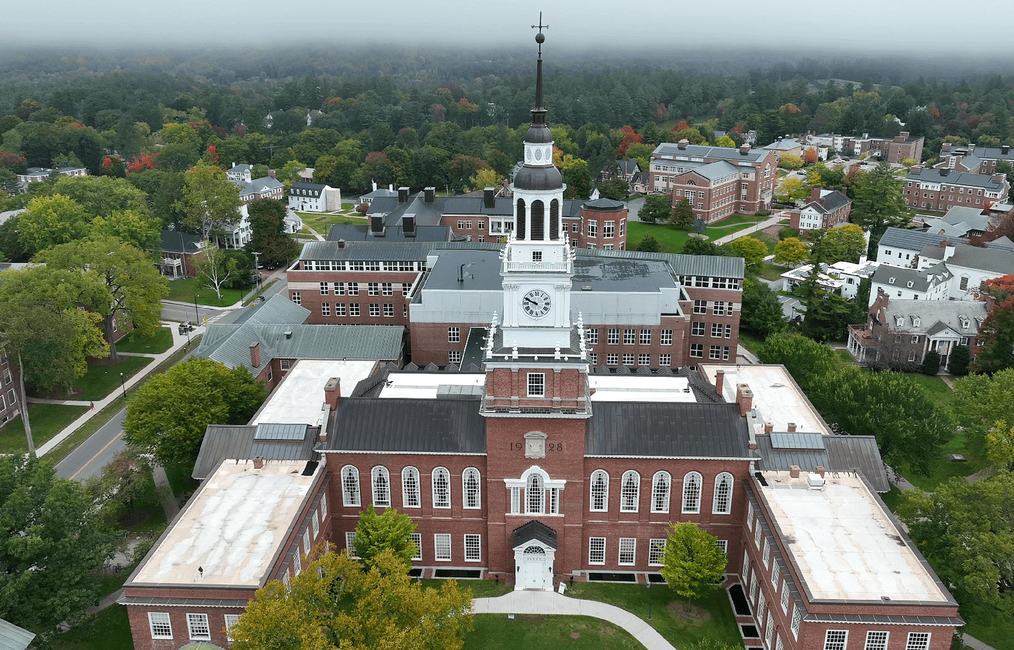 Dartmouth College - Study in the US with Elab