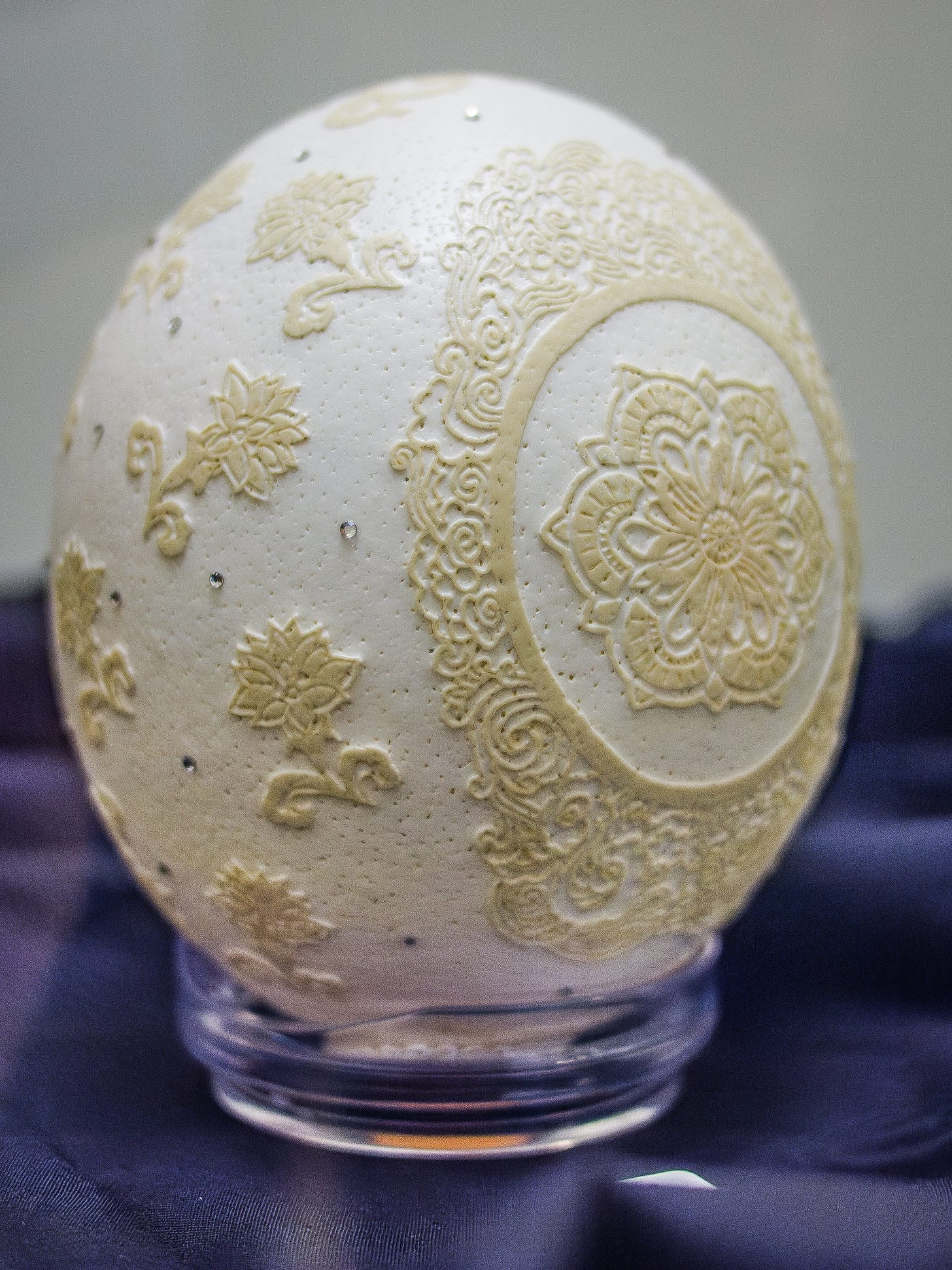 Etched ostrich egg